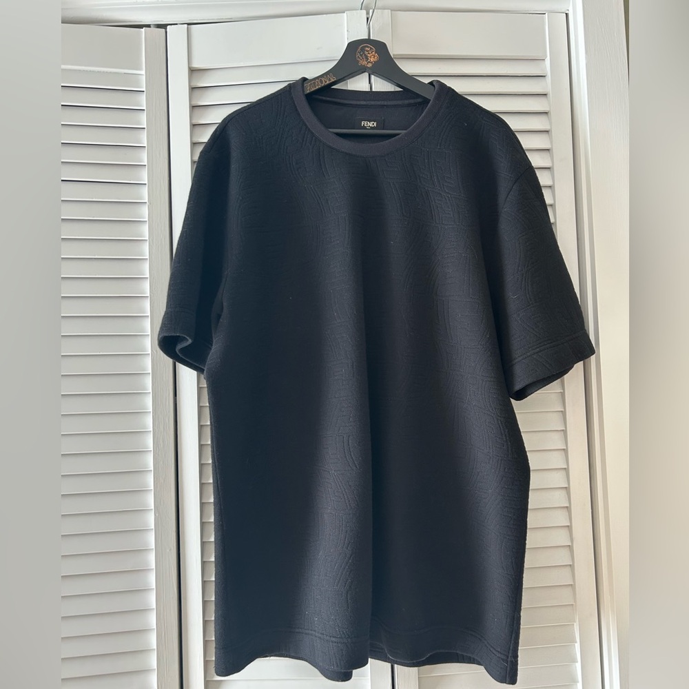 Fendi Black Short-Sleeve Crewneck Tee with Subtle Monogram Texture